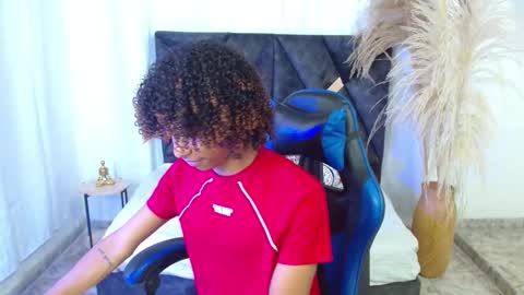 Angel online show from 02/12/26, 09:21