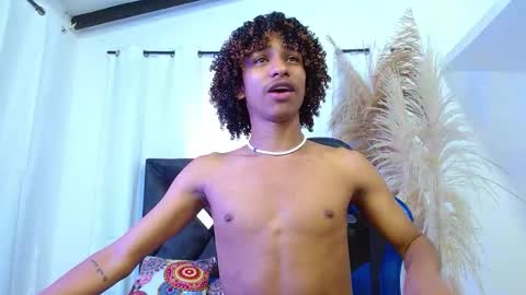 Angel online show from 03/11/26, 09:32