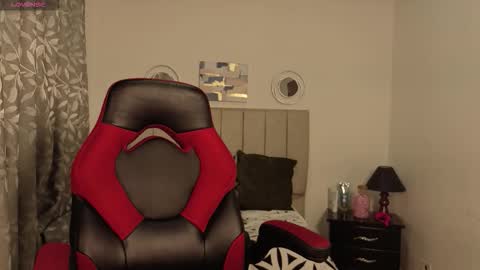  ANGELA ISABELLA  online show from 02/09/26, 04:44