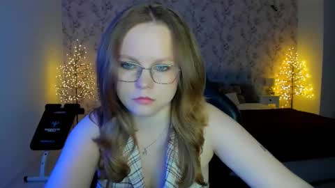 Snapshot of angellarud chatting on 03/03/26, 07:53 angellarud online show from 03/03/26, 07:53