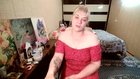 Snapshot of angelleah chatting on 06/18/26, 03:16 angelleah online show from 06/18/26, 03:16
