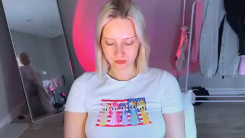 Cutie online show from 06/22/26, 12:24