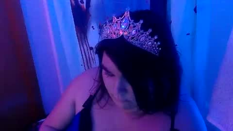 Snapshot of angellove417316 chatting on 12/06/24, 12:38 angellove417316 online show from 12/06/24, 12:38