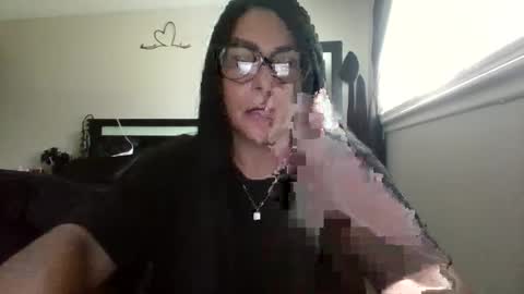 Snapshot of angelmarie7 chatting on 09/22/25, 05:59 Angel Marie online show from 09/22/25, 05:59