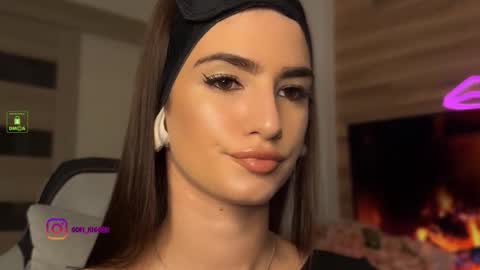 angelmi171 online show from 10/12/25, 05:23