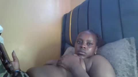 Niah online show from 01/15/26, 04:06