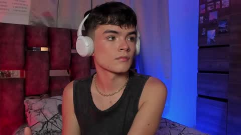 Angelo I work from home this is my room  online show from 02/08/25, 05:40