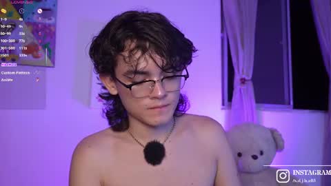 Snapshot of angelocute_ chatting on 07/18/26, 01:54 Angelo I work from home this is my room online show from 07/18/26, 01:54