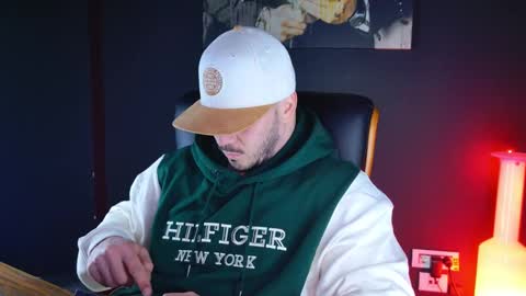 BlackWolf online show from 01/04/25, 03:39