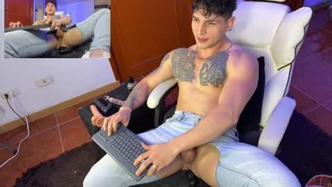 Snapshot of angeloferro1 chatting on 12/19/24, 03:19 Angelo Ferro online show from 12/19/24, 03:19