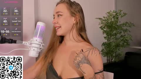 Angel online show from 03/10/25, 11:27