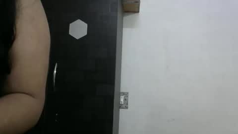 angelpriya555 online show from 09/15/25, 06:41