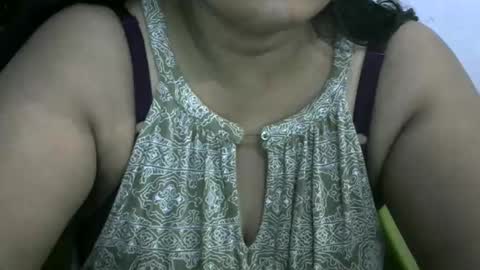 angelpriya555 online show from 10/03/25, 05:32
