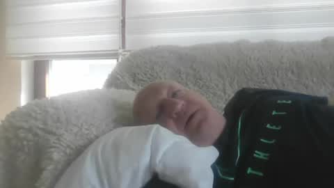 Snapshot of angelps1960 chatting on 02/25/26, 10:14 angelps1960 online show from 02/25/26, 10:14