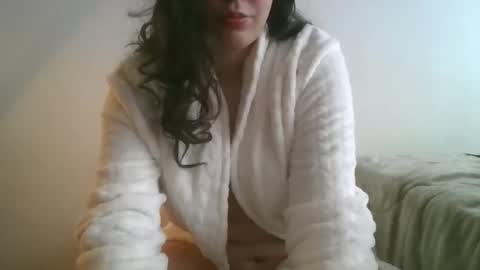 angelrrm online show from 05/28/26, 06:49