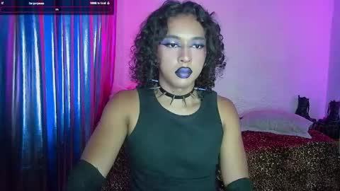 Snapshot of angelsdustxxx chatting on 05/08/26, 09:03 online show from 05/08/26, 09:03