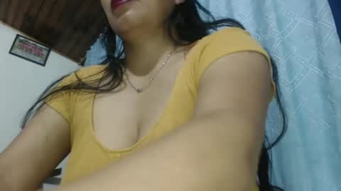 rebeca online show from 02/25/25, 11:00