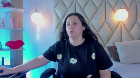 ANGIE online show from 04/18/26, 09:48