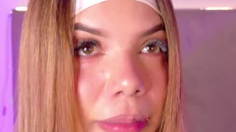 ANGEL SWIFT online show from 04/09/26, 10:42