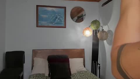 Angel Fox online show from 12/27/24, 12:18