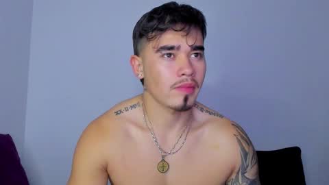 Angel Fox online show from 09/18/25, 01:40