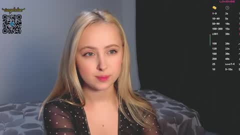 Snapshot of angelxloe chatting on 06/02/26, 11:51 Im Chloe i do FLASH BOOBS for new fan club online show from 06/02/26, 11:51
