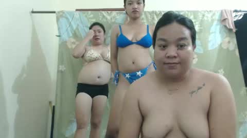 Snapshot of angelxmills chatting on 03/02/26, 07:15 angelxmills online show from 03/02/26, 07:15