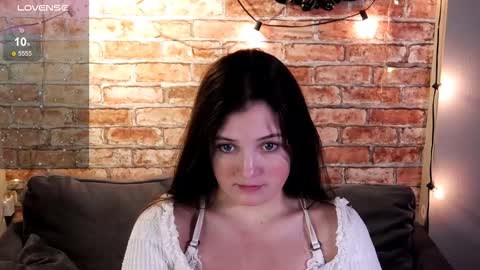 Lilly online show from 11/26/25, 08:37