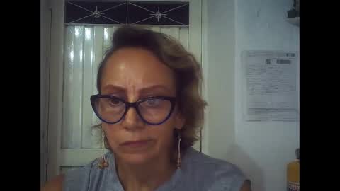 angelycute476334 online show from 02/26/25, 10:42