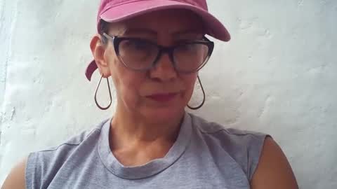 angelycute476334 online show from 10/28/25, 05:48