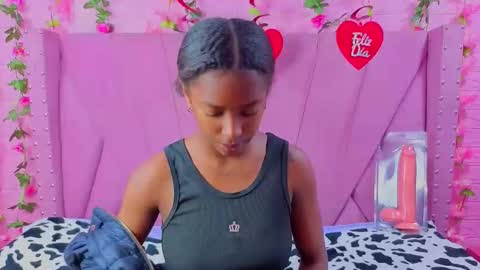 Anyega online show from 09/18/25, 11:23