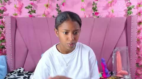 Anyega online show from 12/04/25, 12:25