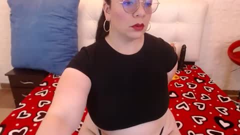 Angie online show from 10/02/25, 08:49