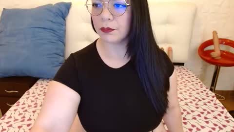 Angie online show from 11/21/25, 06:50