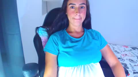 Snapshot of angie_dreamgirl chatting on 12/08/24, 10:14 IG angie dreamgirl01 online show from 12/08/24, 10:14