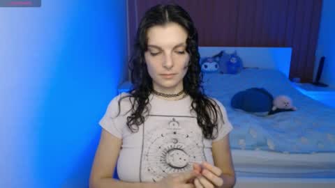 Snapshot of angie_faee chatting on 09/24/25, 04:43 angie_faee online show from 09/24/25, 04:43