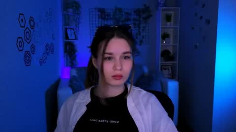 Angle online show from 05/25/26, 07:31