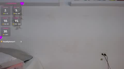 angiellam online show from 11/25/25, 01:44