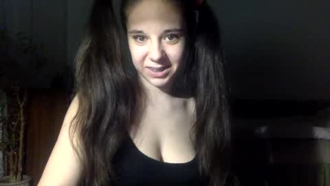 Snapshot of angle_cute05 chatting on 06/22/26, 08:50 Angel Cute online show from 06/22/26, 08:50