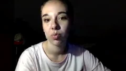 Snapshot of angle_cute05 chatting on 06/25/26, 08:57 Angel Cute online show from 06/25/26, 08:57