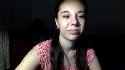 Snapshot of angle_cute05 chatting on 06/30/26, 12:44 Angel Cute online show from 06/30/26, 12:44
