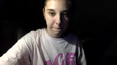 Snapshot of angle_cute05 chatting on 07/04/26, 09:54 Angel Cute online show from 07/04/26, 09:54