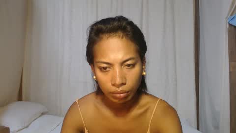 Snapshot of angolahugecock chatting on 01/06/25, 04:44 angolahugecock online show from 01/06/25, 04:44