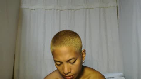 Snapshot of angolahugecock chatting on 02/09/25, 03:12 angolahugecock online show from 02/09/25, 03:12