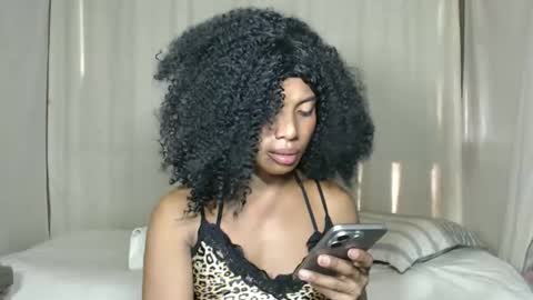 Snapshot of angolahugecock chatting on 09/29/25, 06:51 angolahugecock online show from 09/29/25, 06:51