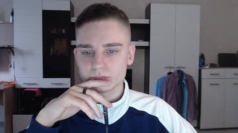 vodka online show from 01/10/25, 05:15