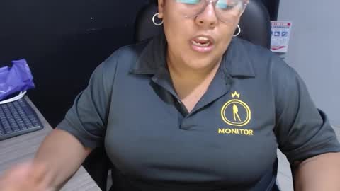 Snapshot of angy_ro12 chatting on 02/07/26, 10:57 angy online show from 02/07/26, 10:57