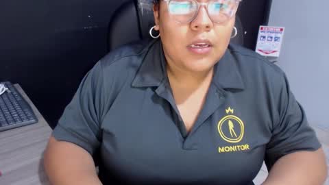 Snapshot of angy_ro12 chatting on 02/14/26, 09:11 angy online show from 02/14/26, 09:11