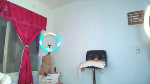 Jovana Michell online show from 10/19/25, 11:11