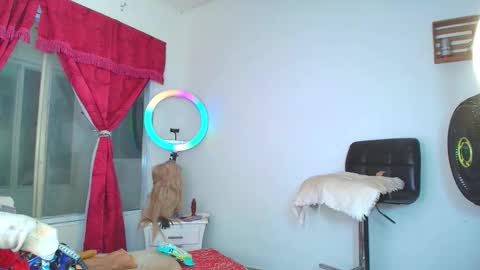 Jovana Michell online show from 10/20/25, 01:00